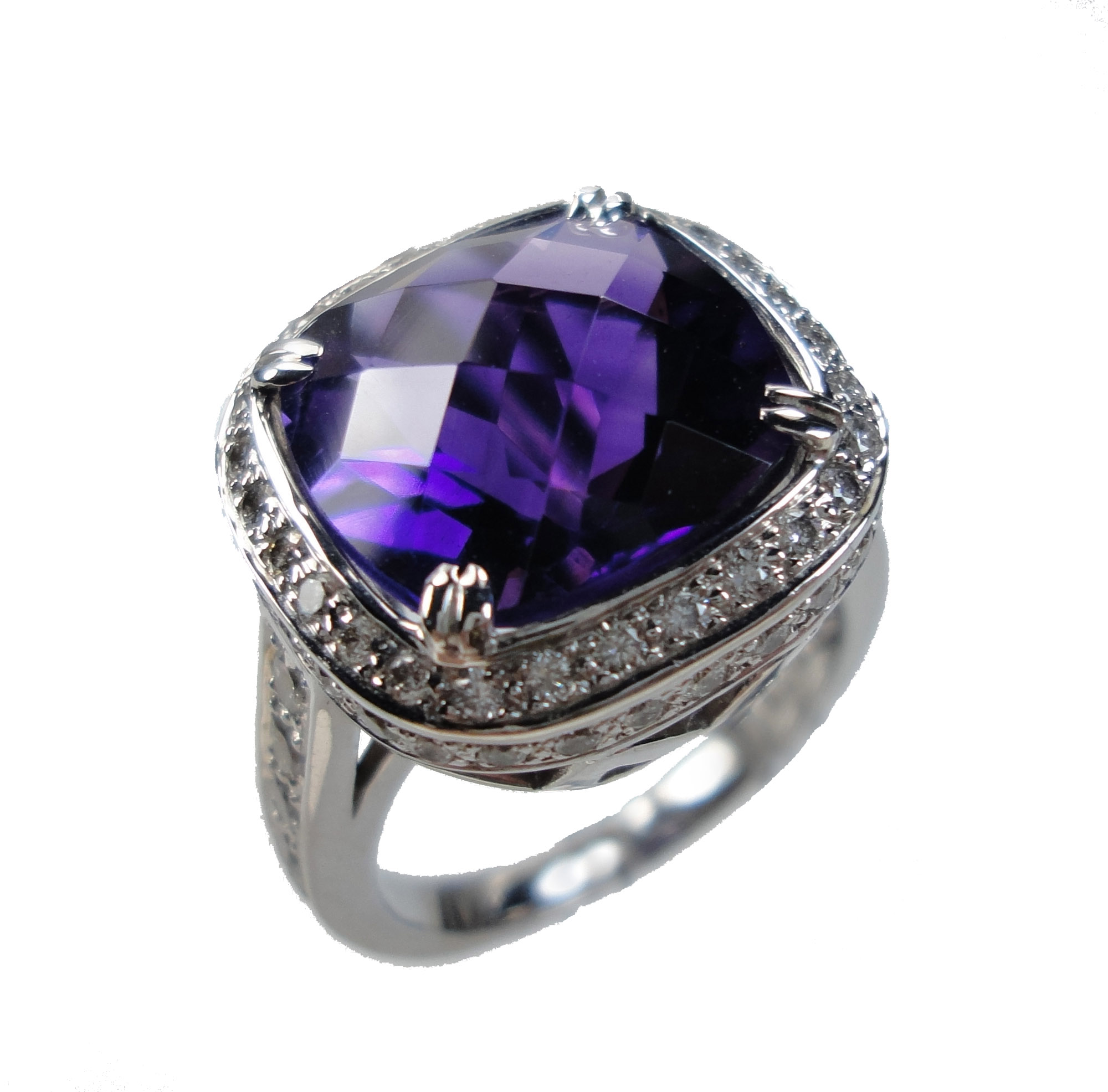 Semi precious ring available at Luxe Jewellery